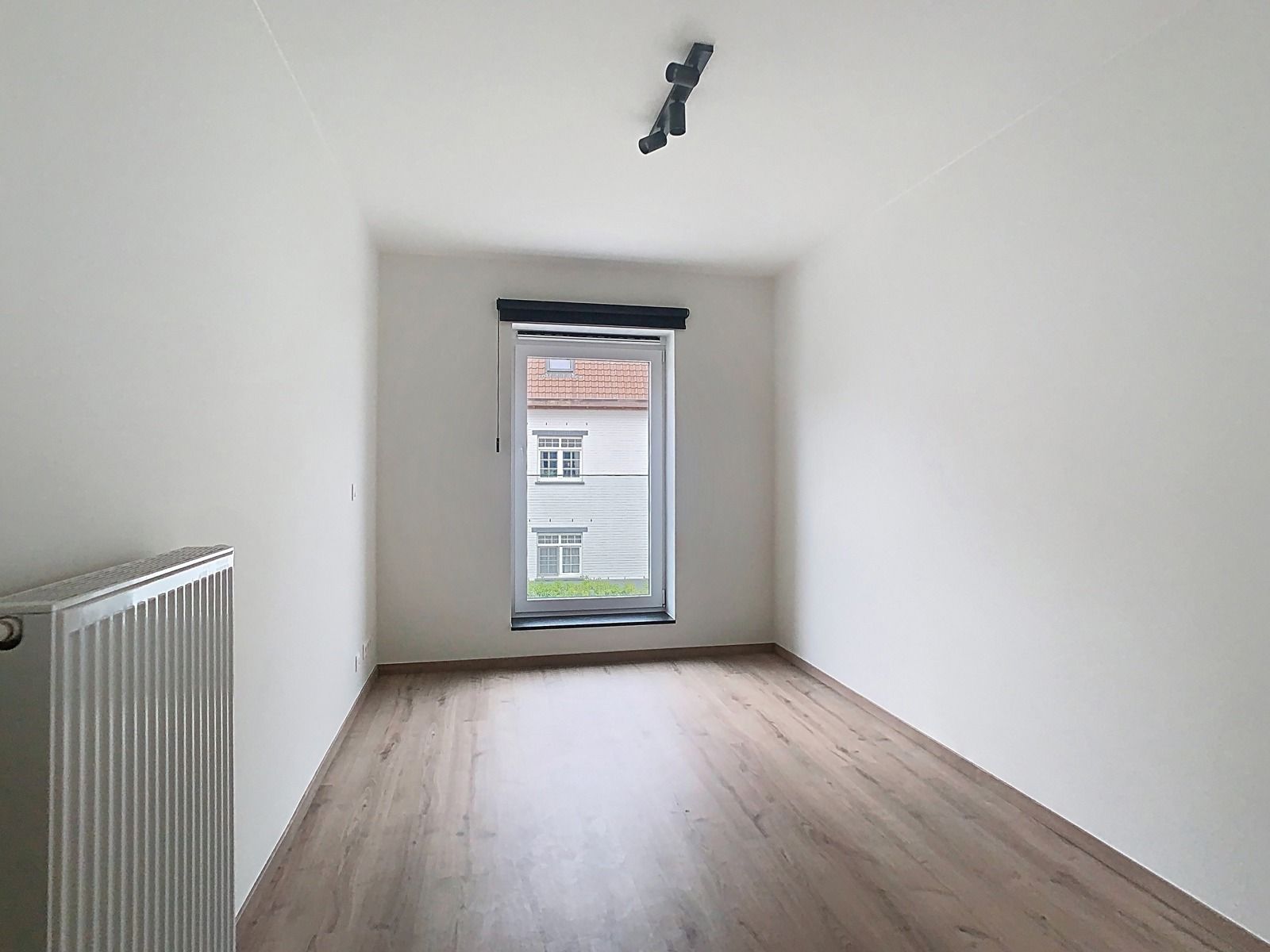 Moderne Nieuwbouwwoning (GB) met 3 SLPK, Tuin én Carport! foto 11