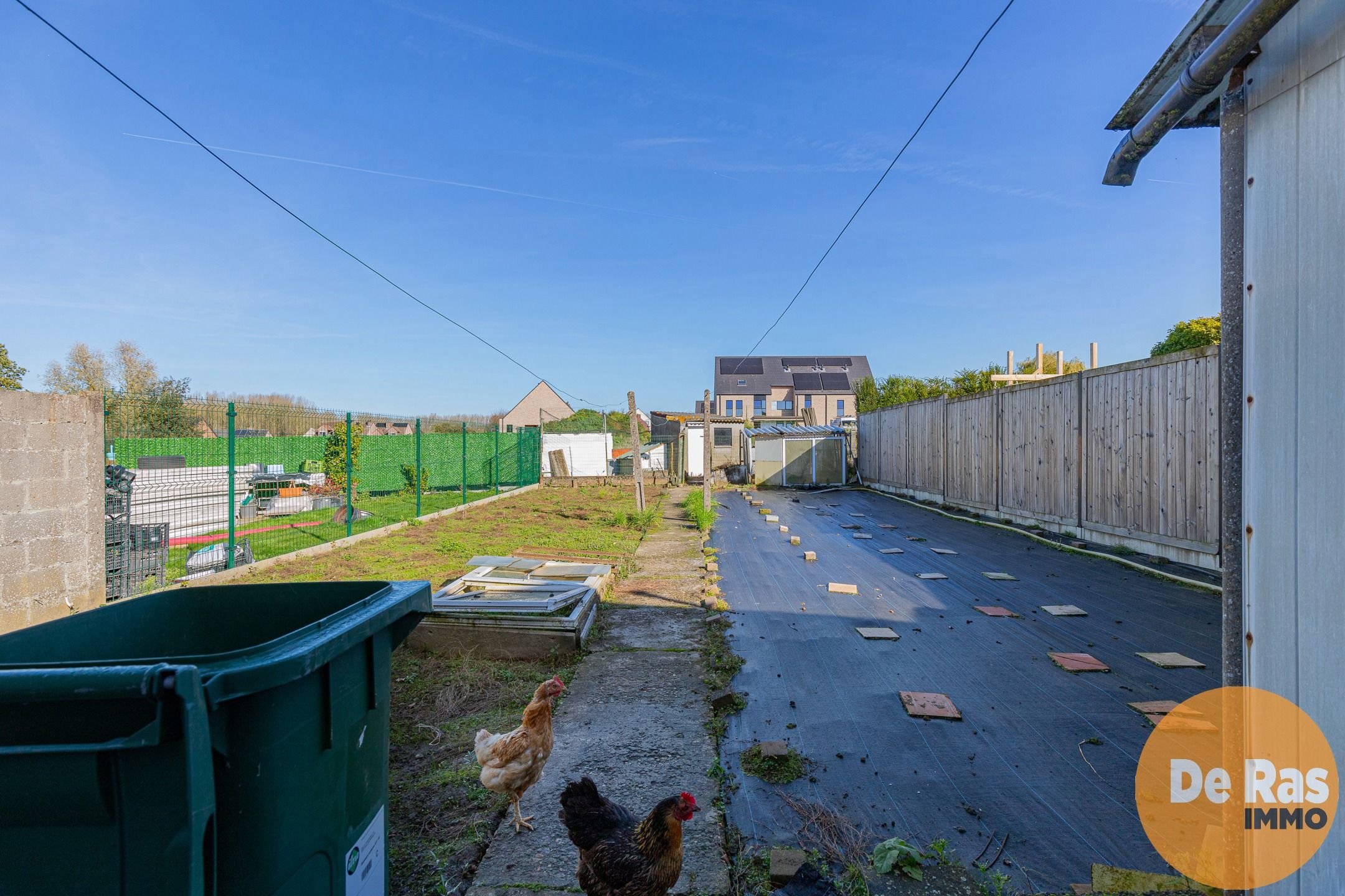 BAMBRUGGE - Ruime, robuuste woning met 3 slaapkamers en tuin foto 19