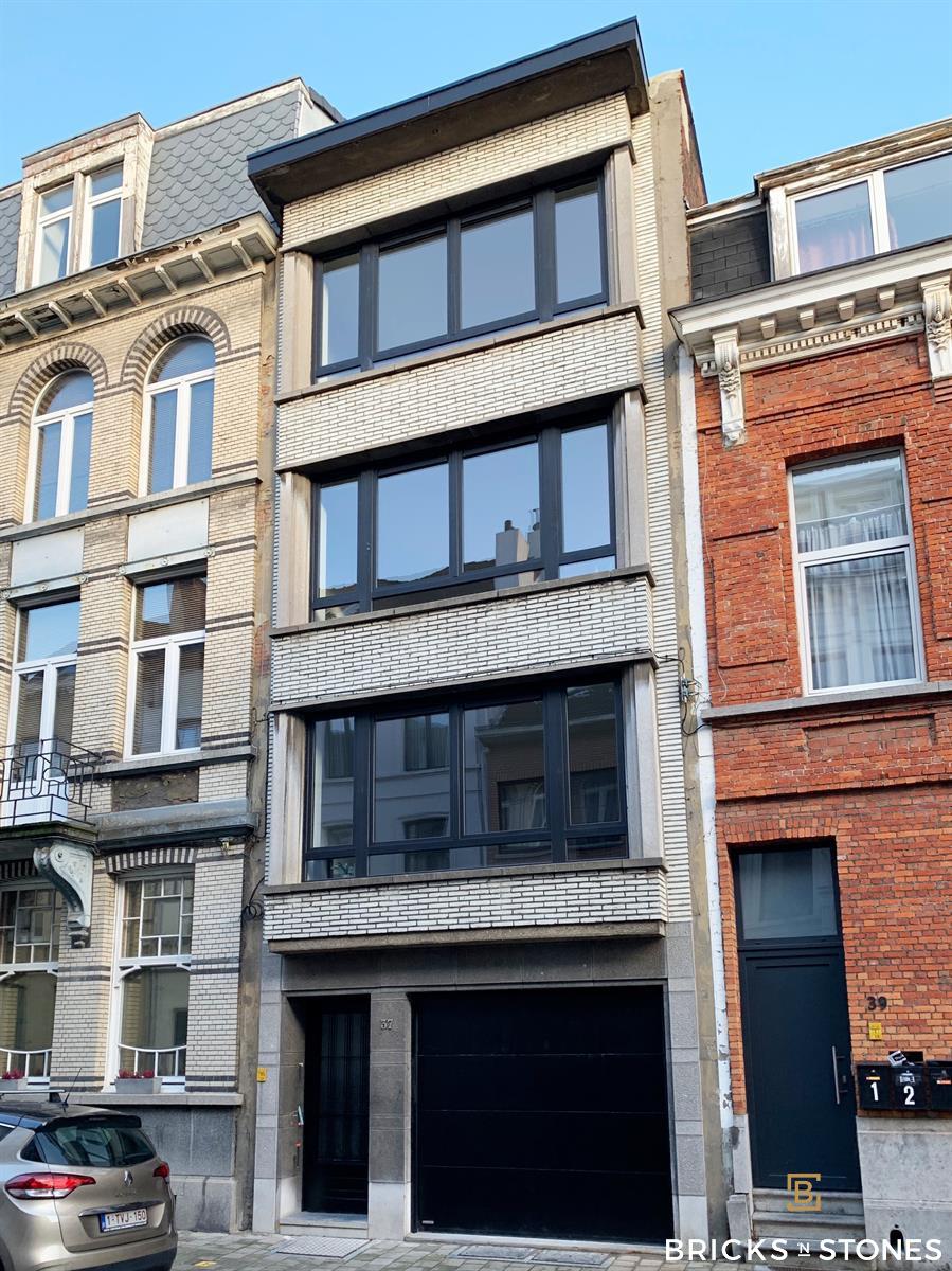 Magazijn met gesloten garagebox foto 3