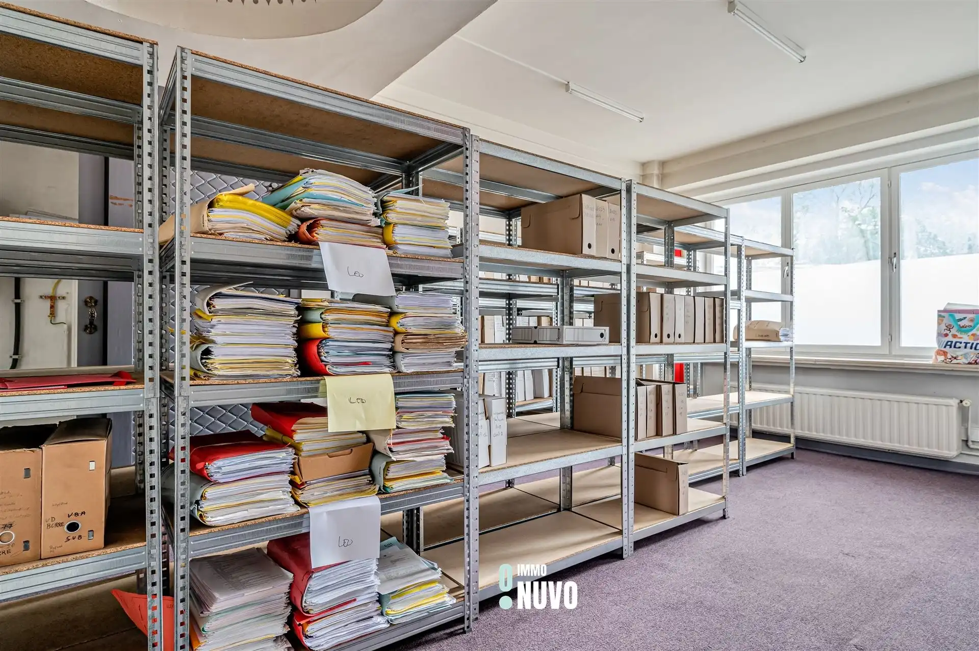 Kantoor met garages in het centrum van Aalst foto 12