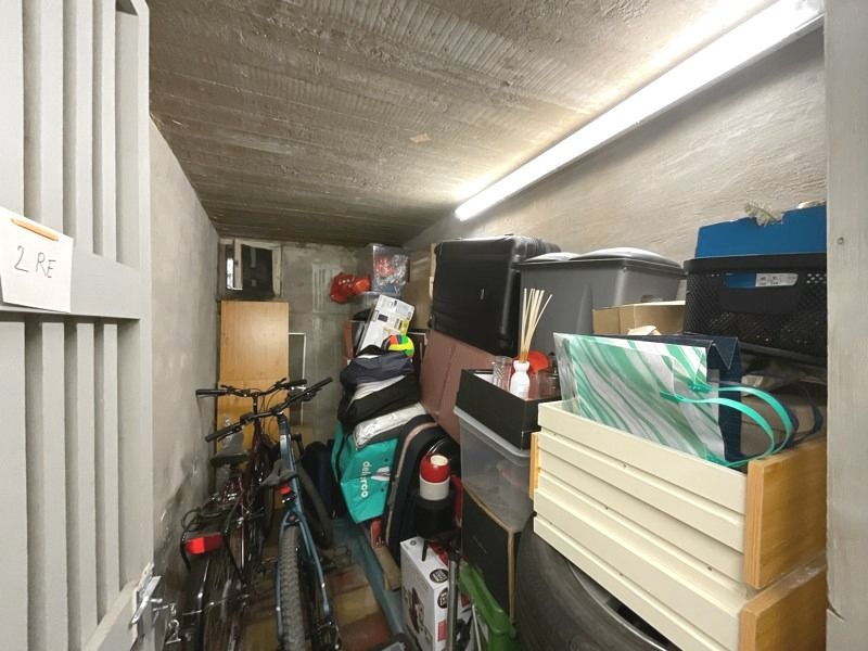 In het centrum gelegen appartement nabij het station met twee slaapkamers foto 12