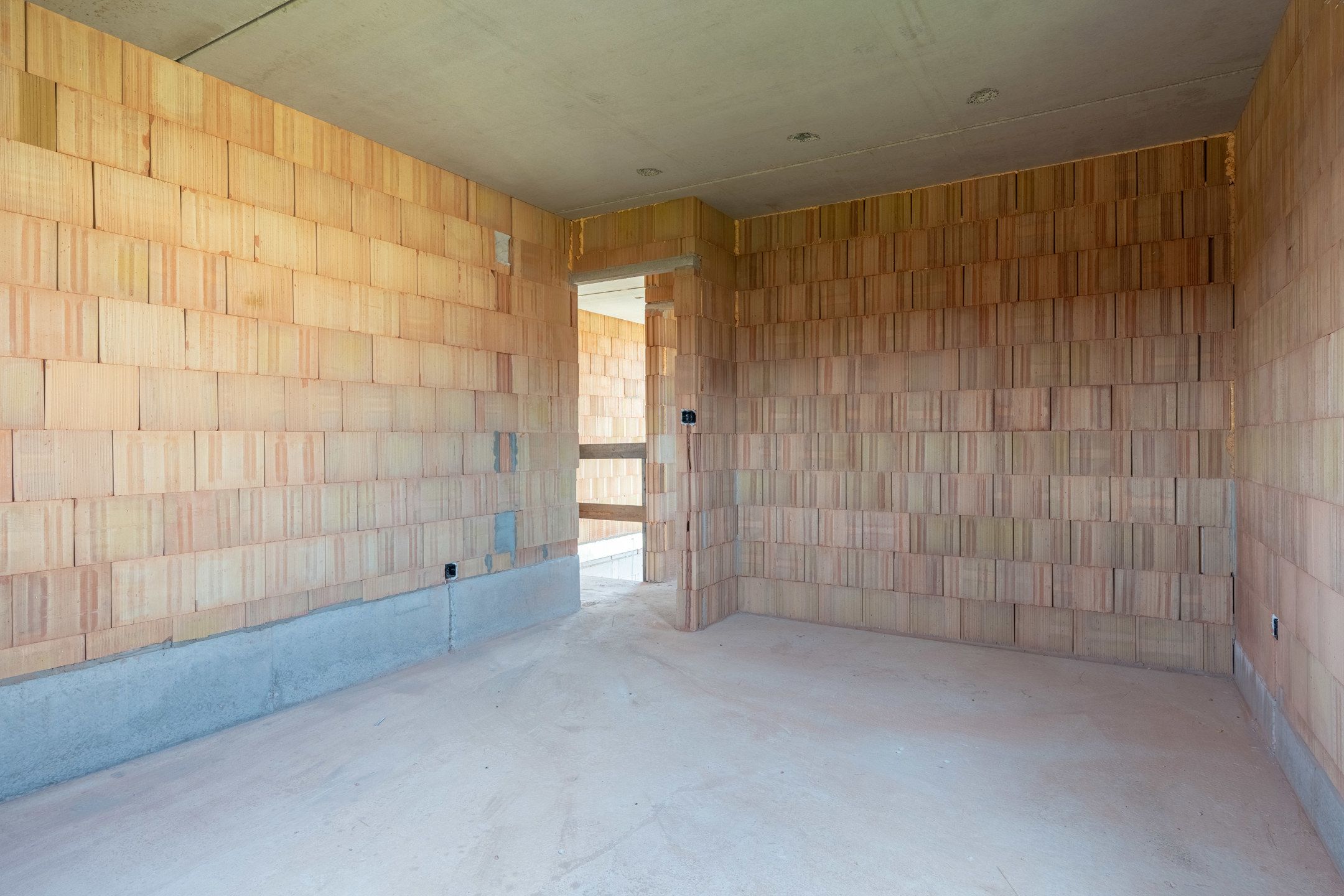 Verder af te werken woning met o.a. 4 slaapkamers, inpandige garage, ... foto 26