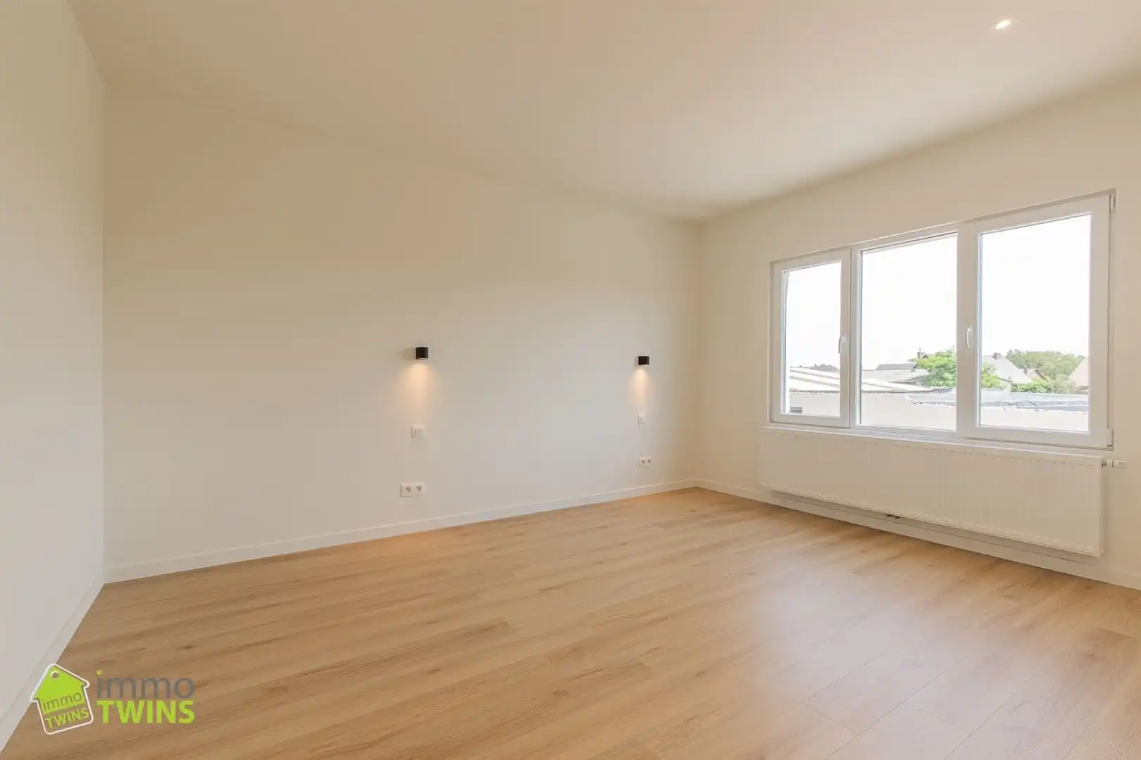 Te koop Instapklare ruime woning met achterliggende weide in Zele foto 22