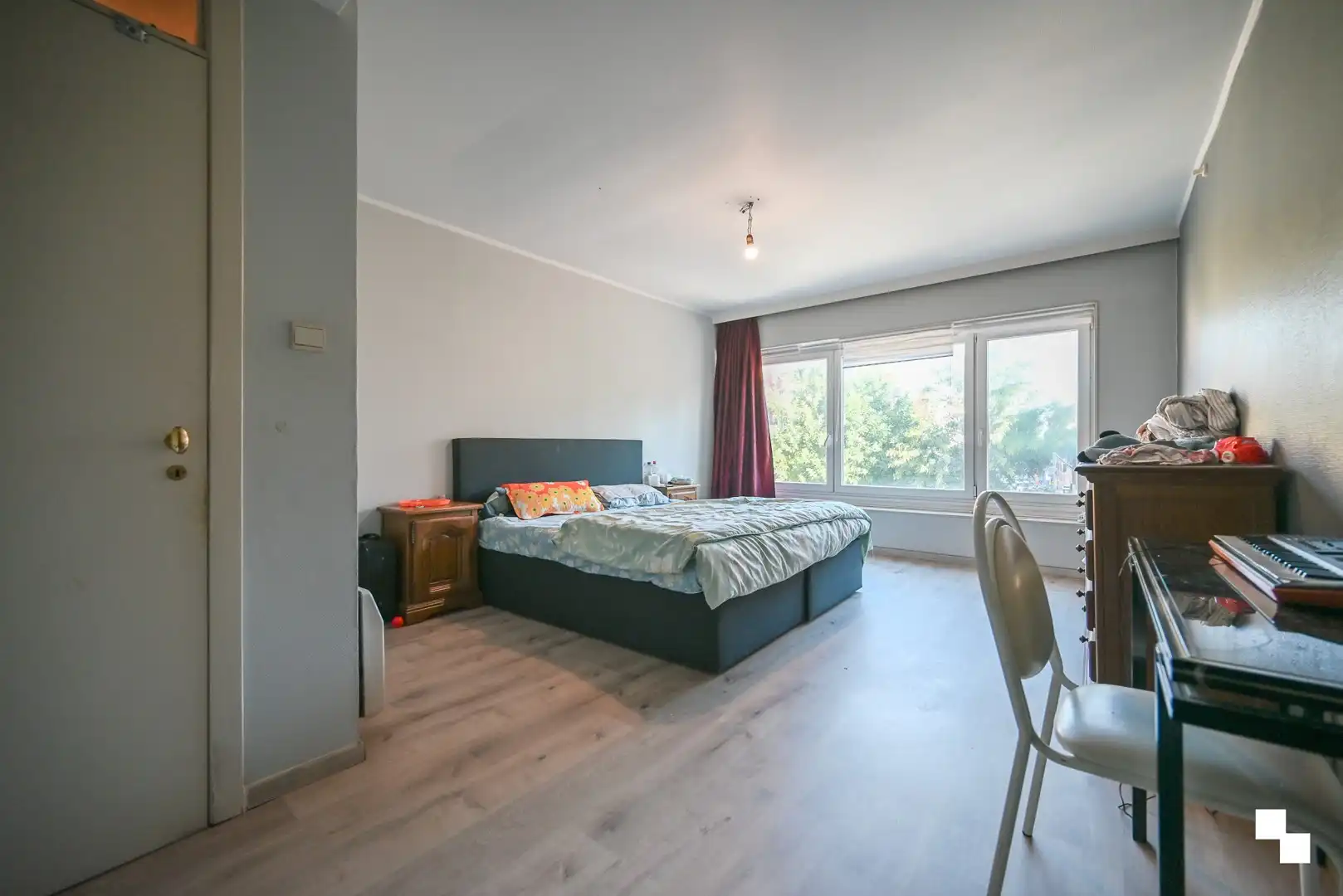 Interessante opbrengsteigendom in hartje Izegem foto 21