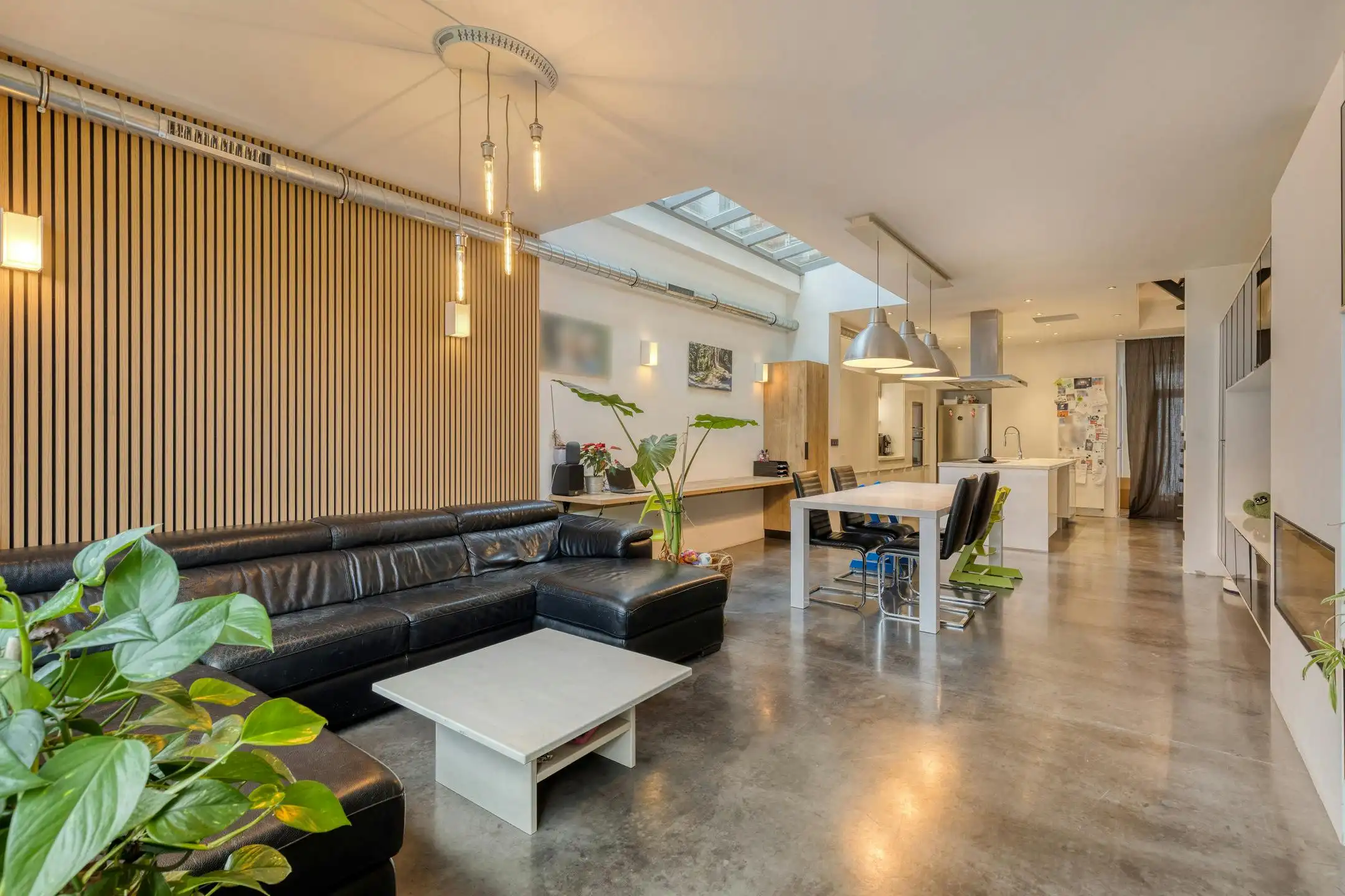 Prachtig huis met 4 slaapkamers en tuin te koop in Wilrijk foto 8