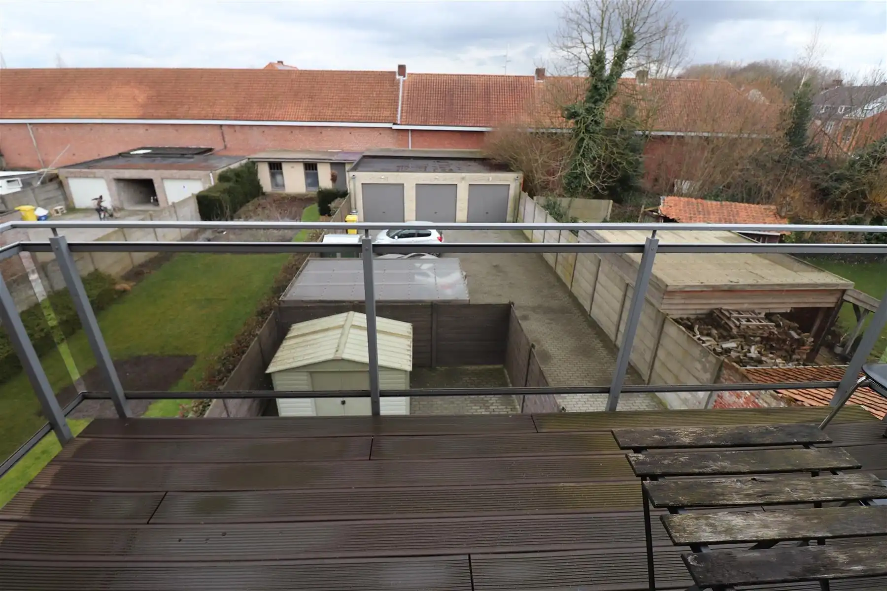 Een appartement op de tweede verdieping achteraan met 1 slaapkamer, terras en garage. foto 12