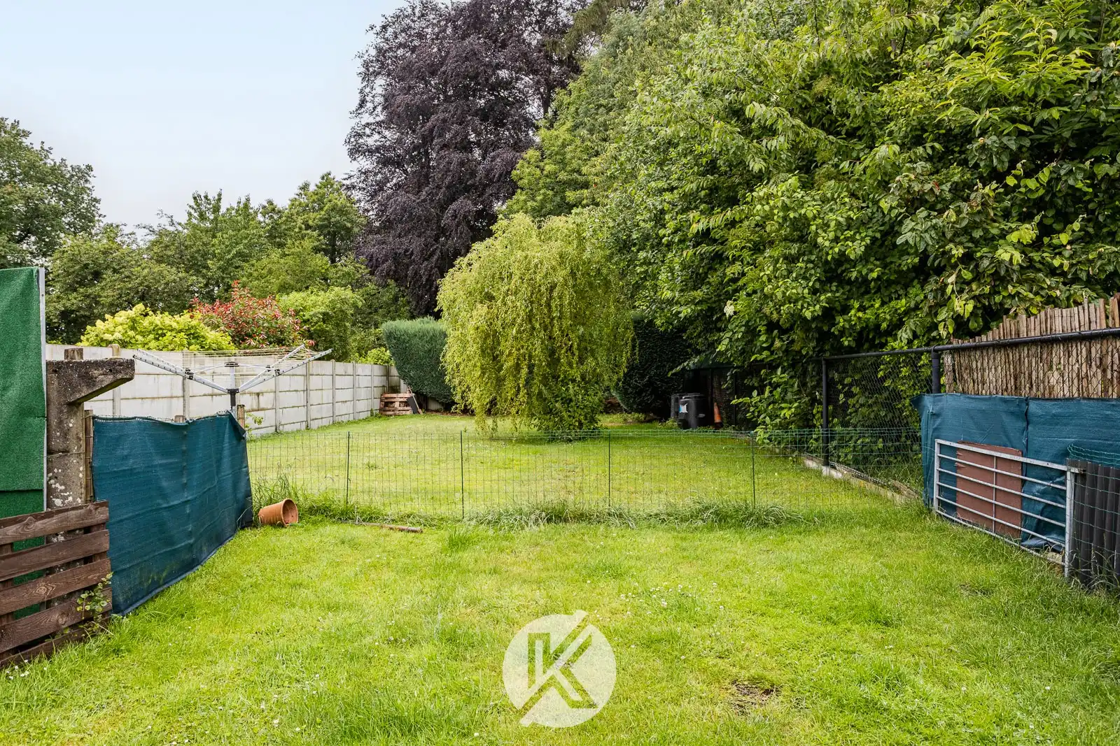Te renoveren woning op een rustige locatie foto 3