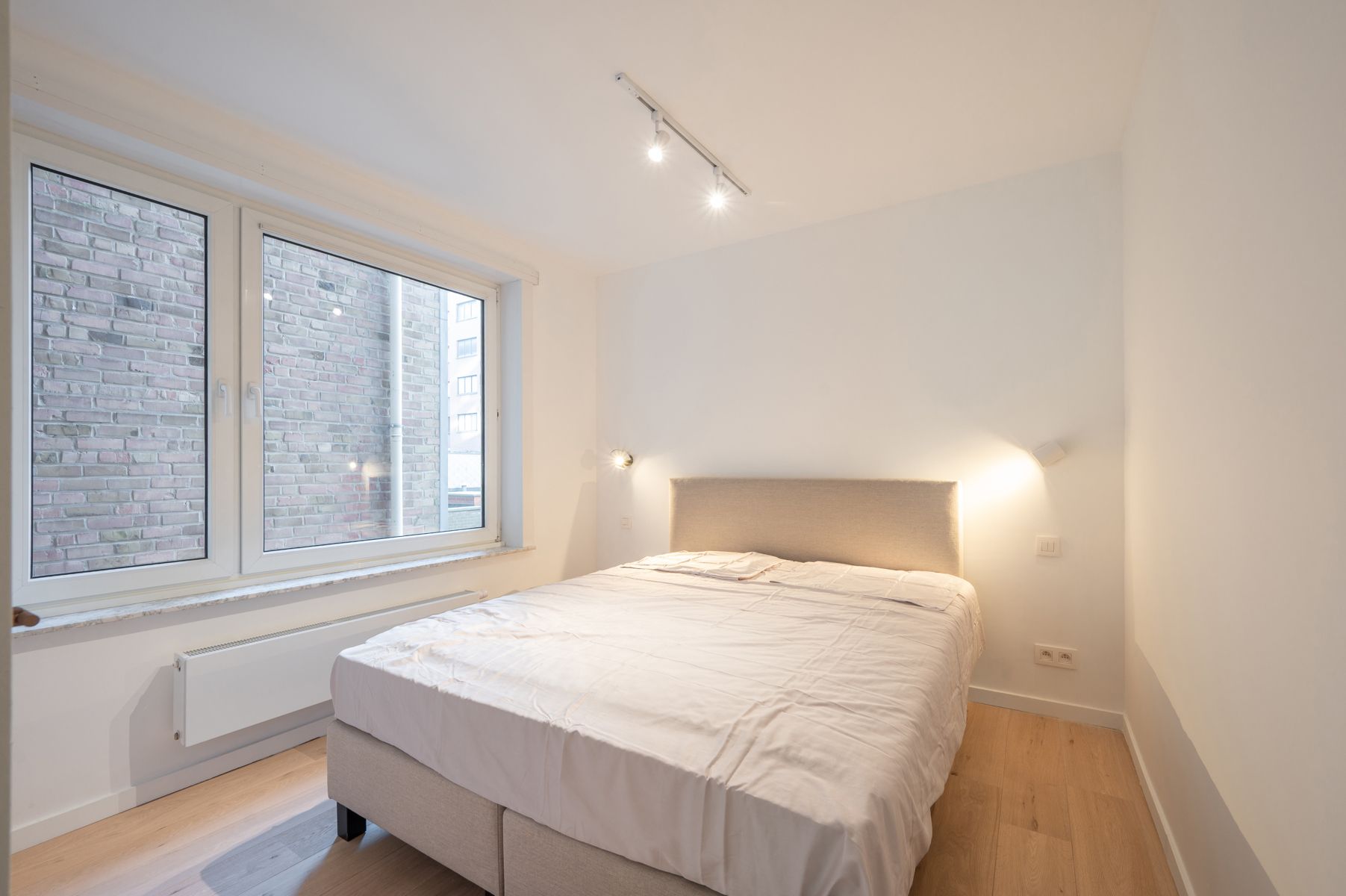 Gerenoveerd 2-slaapkamer appartement met zeezicht foto 8