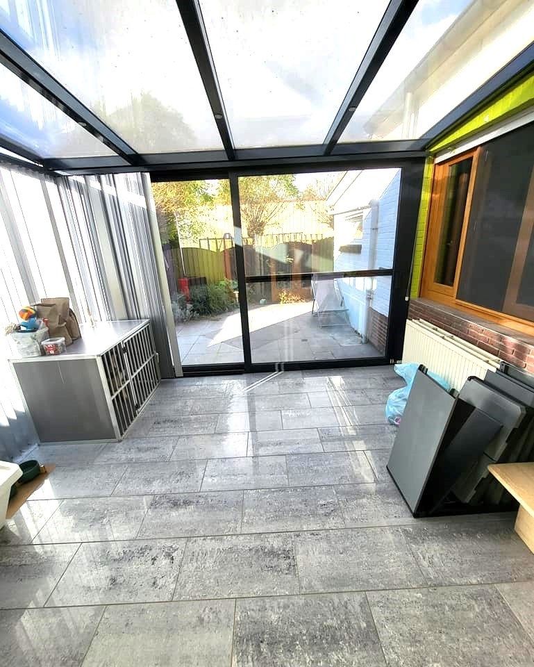 Gerenoveerde bungalow in Eppegem. foto 20