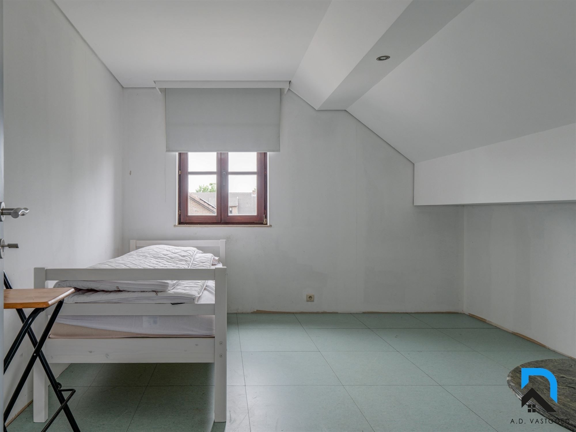 Ruime woning met 5 slaapkamers op toplocatie foto 24
