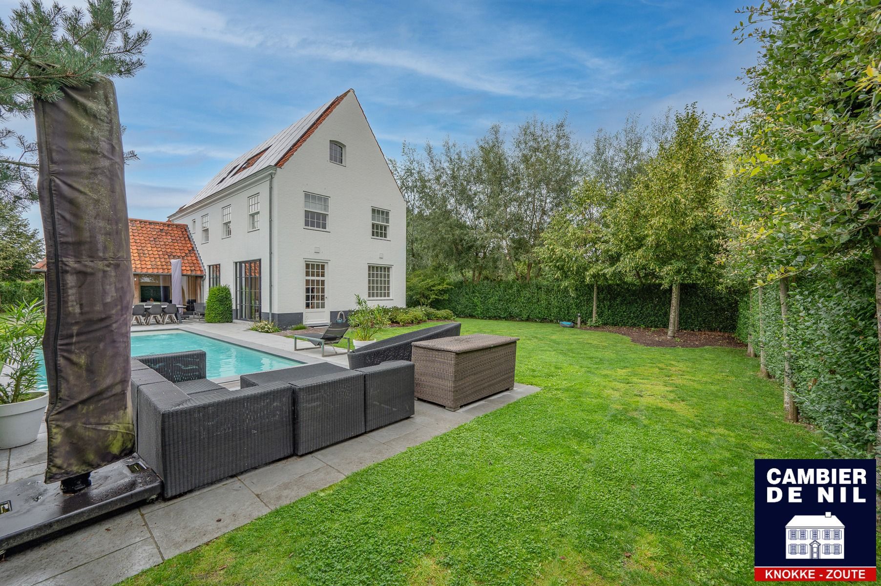 Prachtig afgewerkte villa op een rustige ligging foto 36