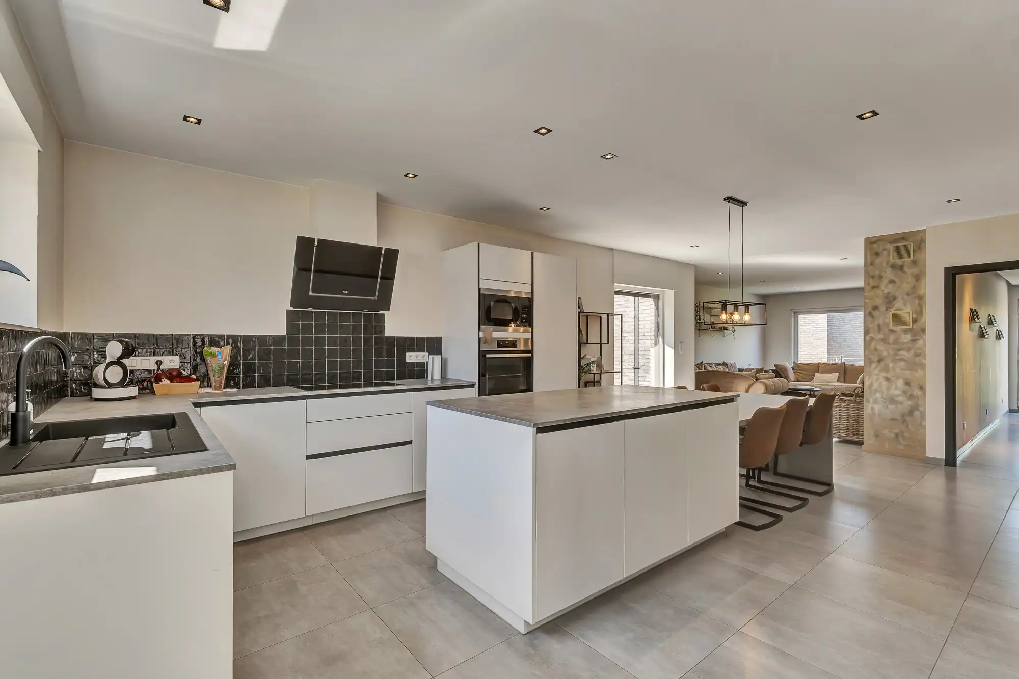 Prachtige, hernieuwbouwwoning gelegen in pittoreske Gottem foto 8