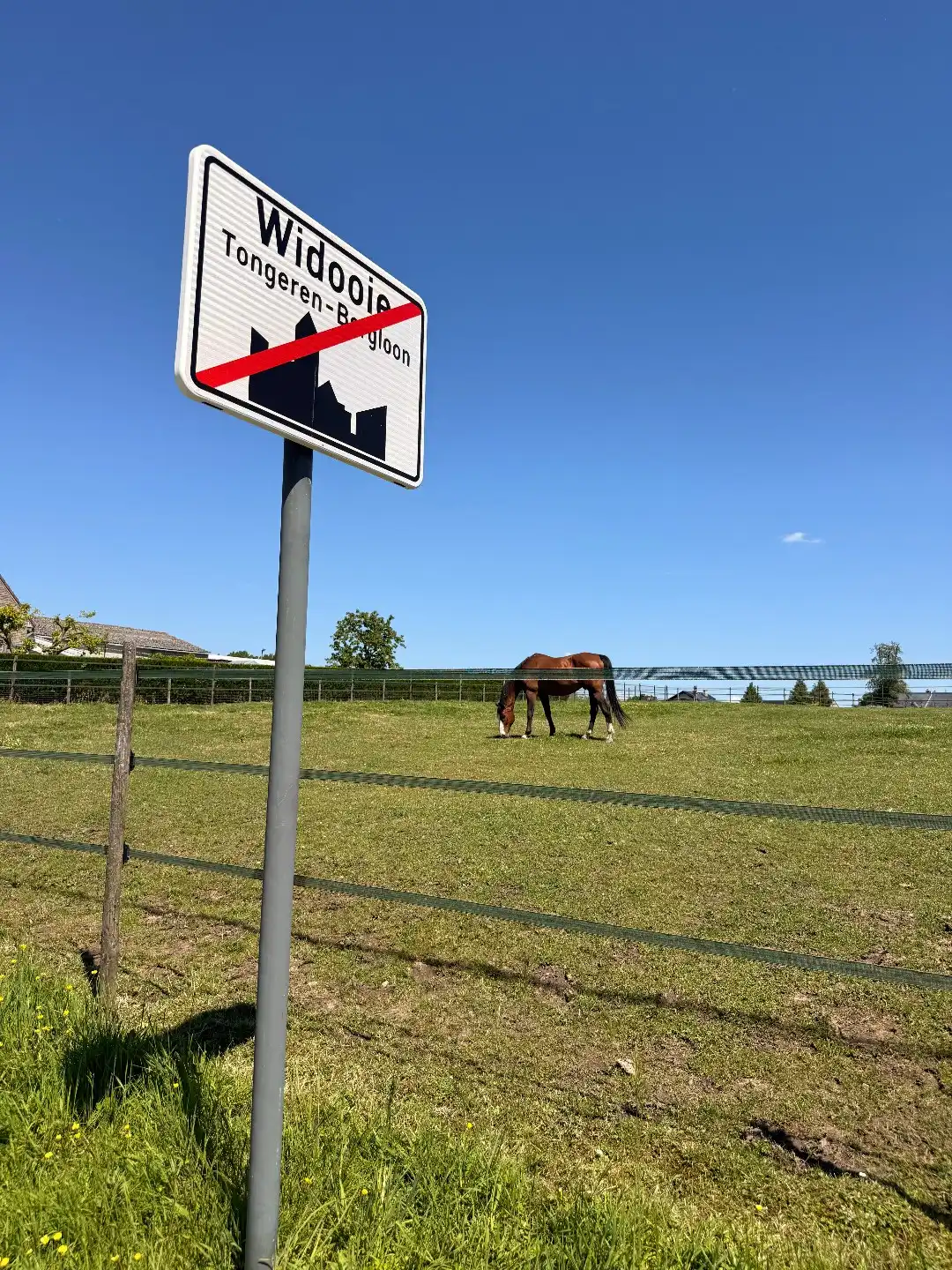 Bouwperceel voor half open bebouwing - landelijk gelegen foto 4