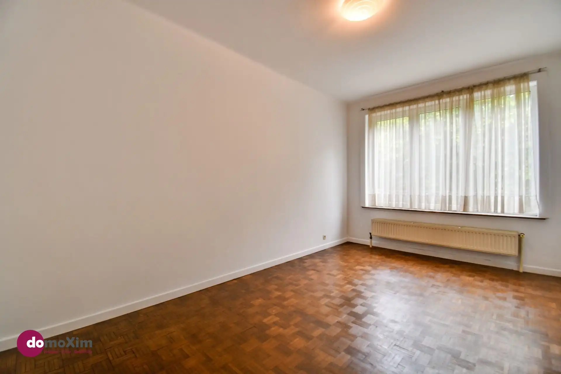 Appartement met één slaapkamer & garagebox in Schaarbeek foto 8