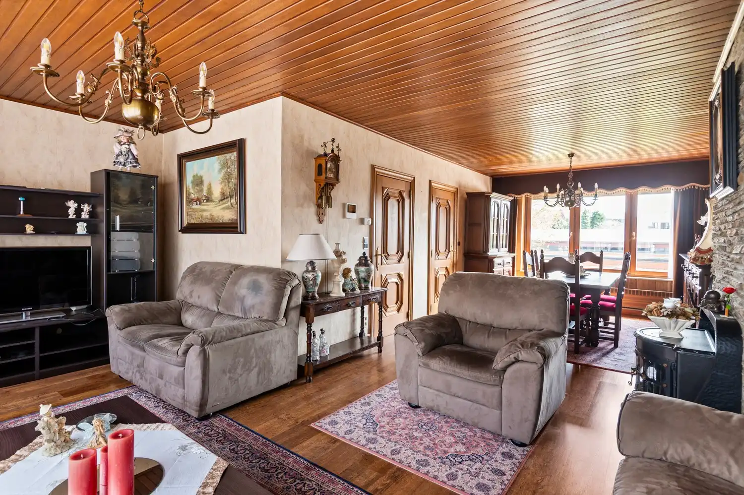 Te renoveren woning met enorm veel potentieel en mooie tuin op toplocatie in Lier foto 2