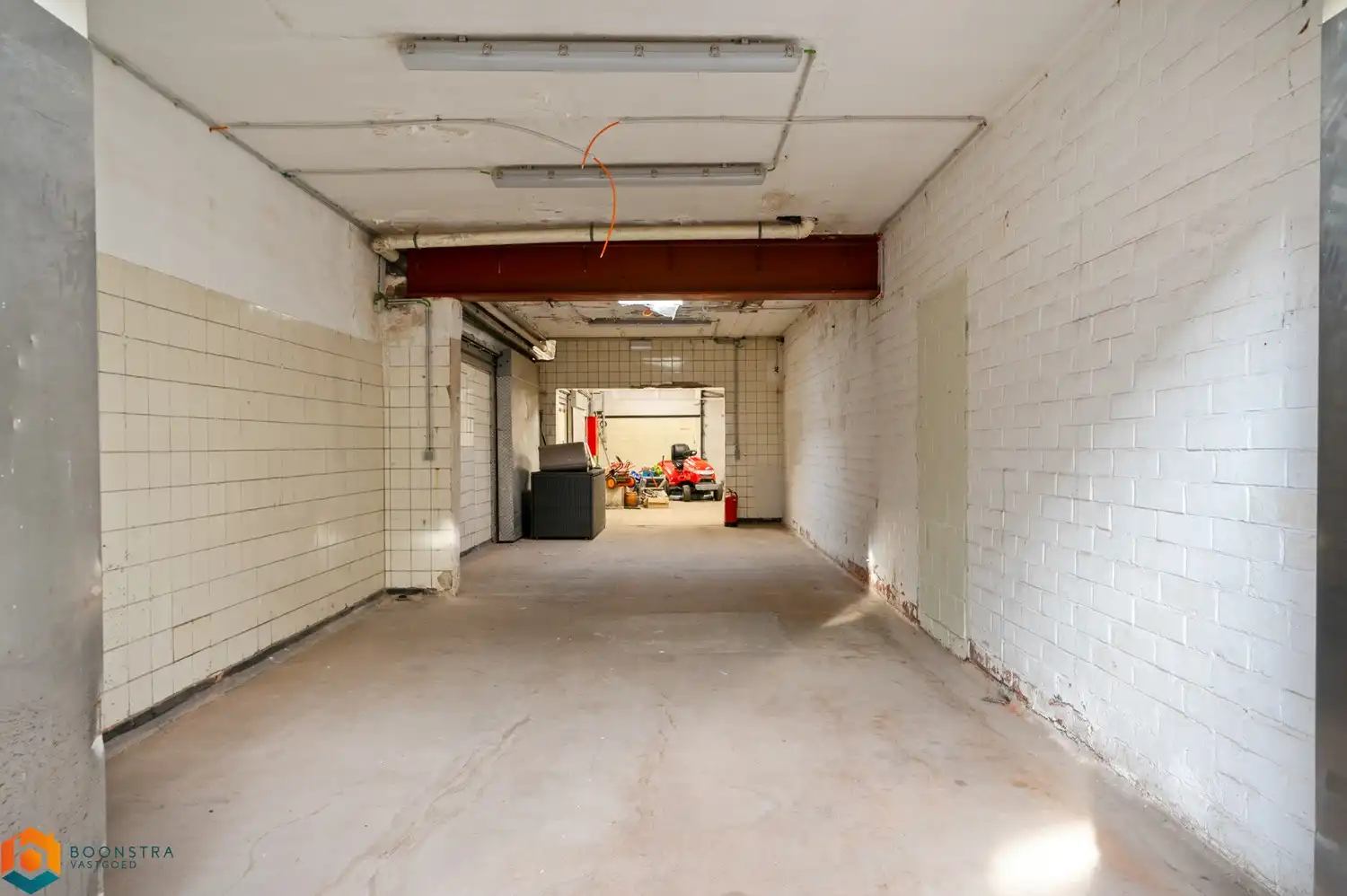 Ruime opslagplaats +- 363&nbsp;m² foto 9