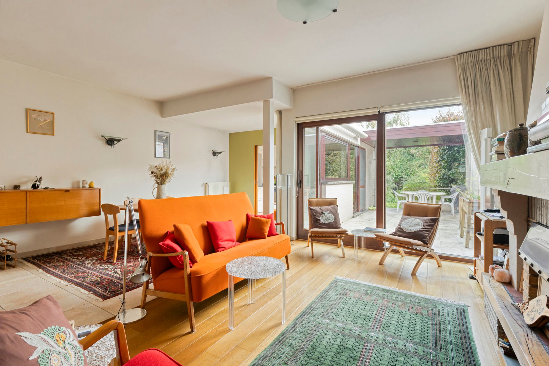 Goed gelegen charmante en instapklare woning ! foto {{pictureIndex}}