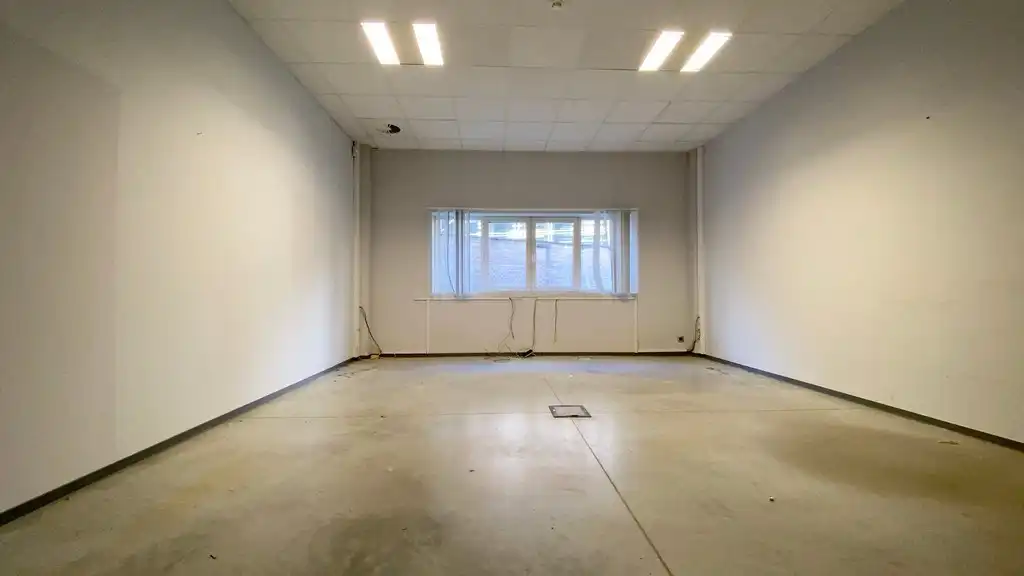 Gerenoveerde kantoorruimte te huur aan Begijnhoflaan in Gent foto 20