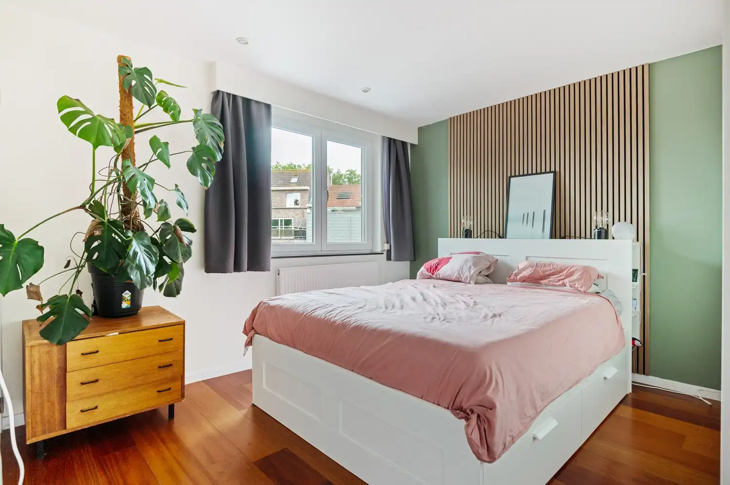Instapklare gezinswoning met 2-3 slaapkamers, veranda en tuin in hartje Wijnegem! foto 10
