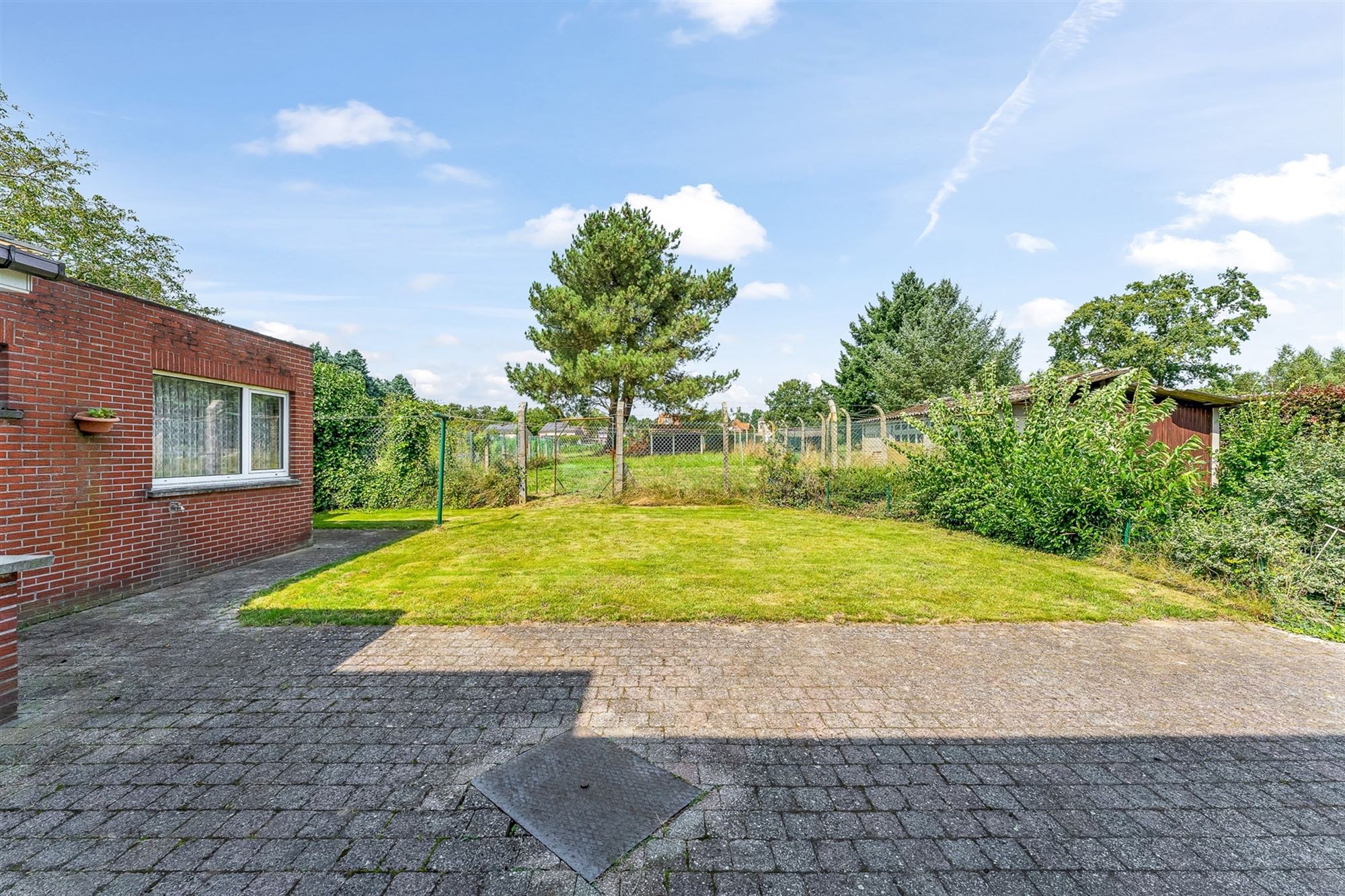 RUIME WONING MET 5 SLAAPKAMERS OP CENTRAAL GELEGEN PERCEEL VAN 9A60CA foto 14