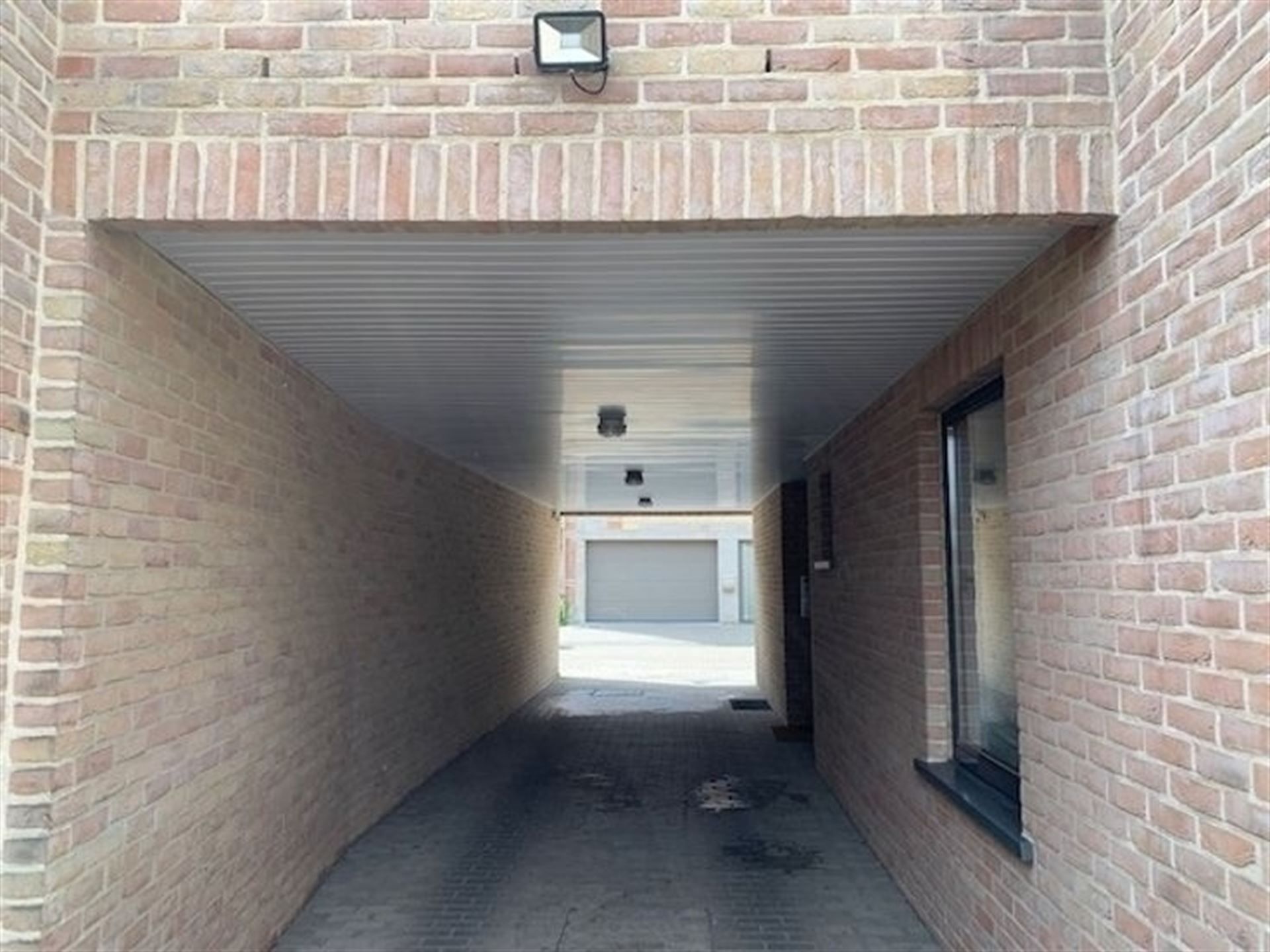 Centraal gelegen appartement met ruim terras! foto 14