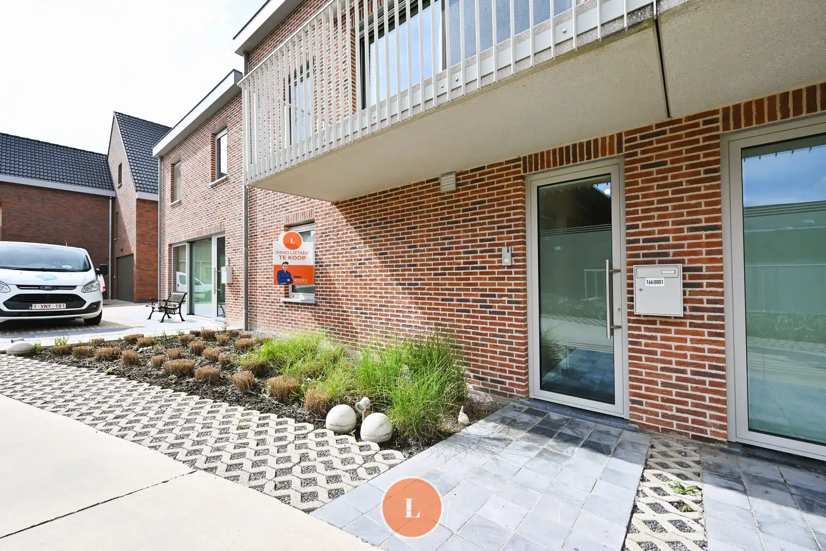 Gelijkvloers nieuwbouwappartement met tuin en 2 slaapkamers in Lauwe foto {{pictureIndex}}