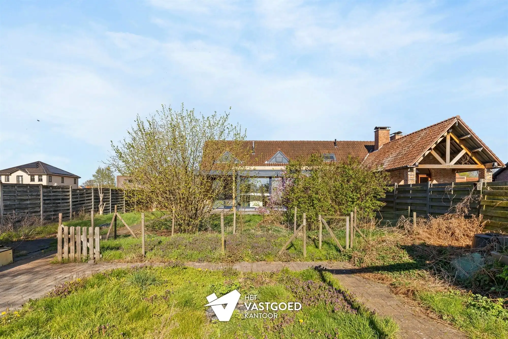 ZEER RUIME WONING MET TAL VAN MOGELIJKHEDEN OP BREED PERCEEL VAN 15 ARE TE KOERSEL foto 37