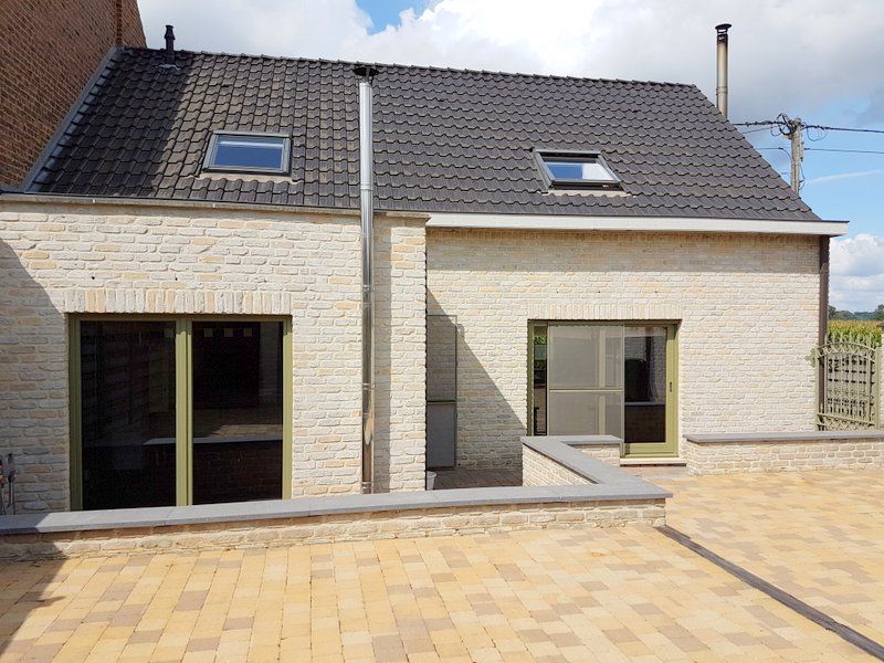 Gunstig gelegen woning met tuin en garage  foto 3