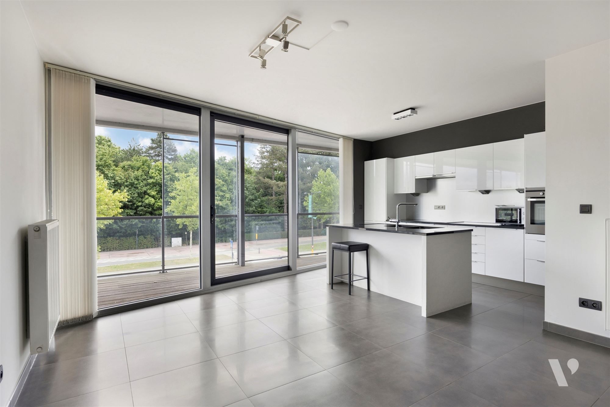 Instapklaar appartement met 2 slaapkamers, terras en autostaanplaats in Hasselt (Rapertingen) foto 8