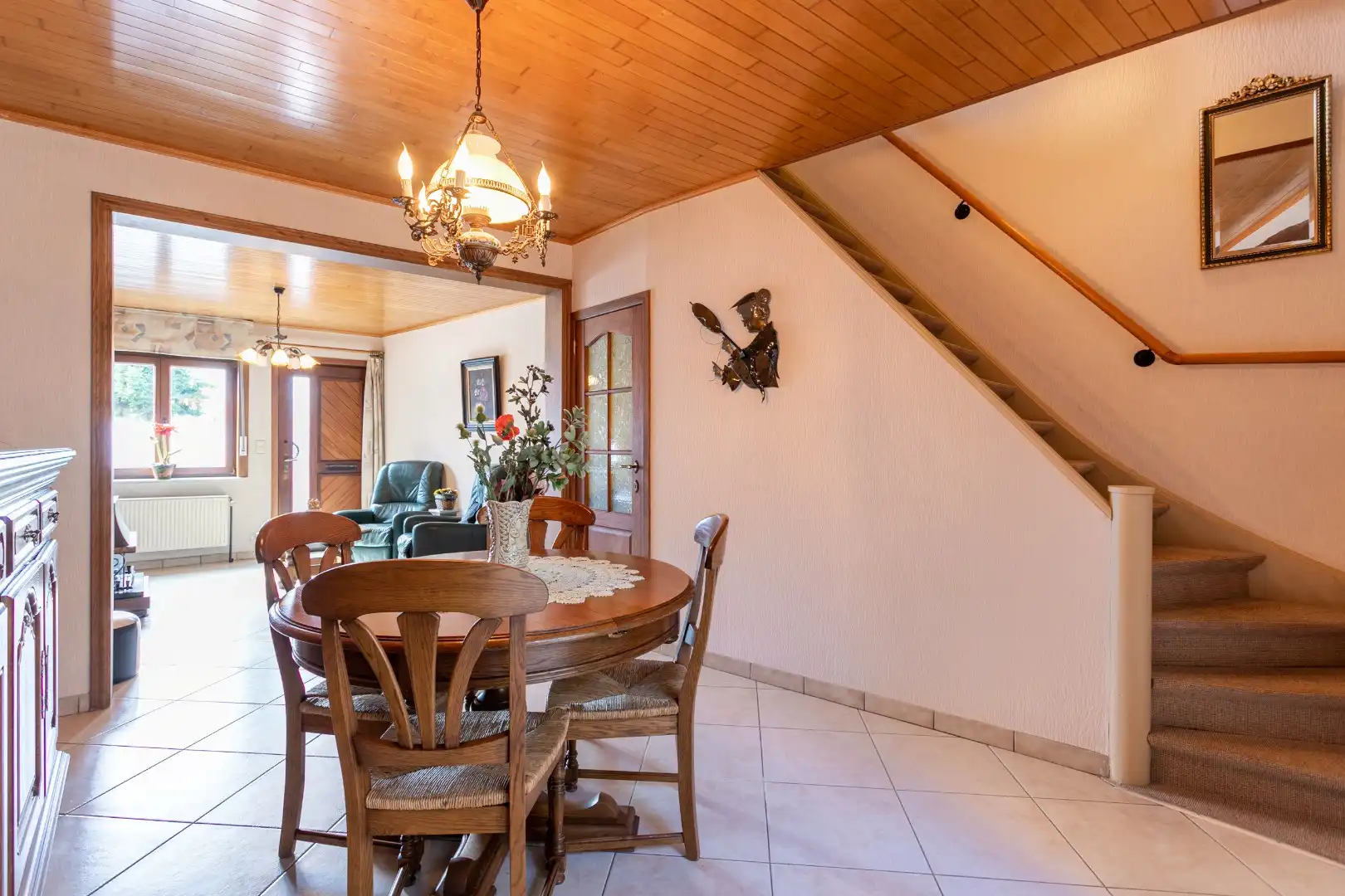 Verzorgde woning met 3 slaapkamers en leuke tuin te Halle foto 5