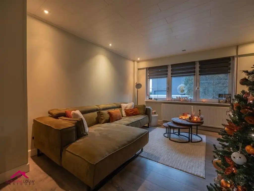 Gezellige en instapklare, half vrijstaande woning met veranda foto 13