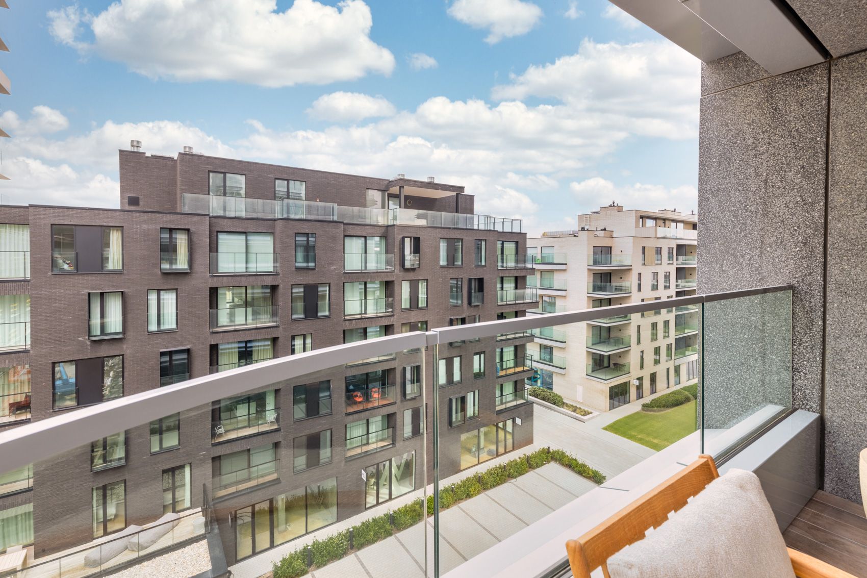 Modern nieuwbouwappartement te koop in Ensor Tower II – Oosteroever, Oostende foto 8