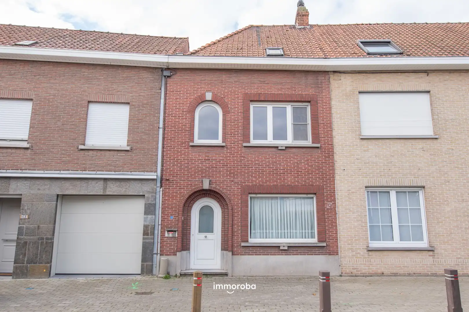 TE KOOP: gezinswoning op ’t Gaverke in Waregem foto {{pictureIndex}}