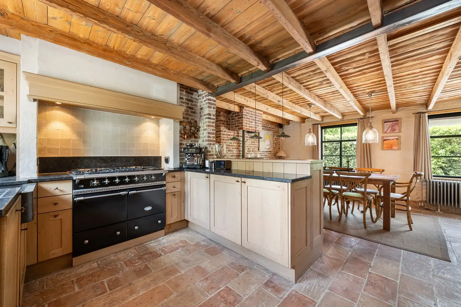Karaktervolle woning met verwarmd zwembad en poolhouse — Verrebroek foto 10