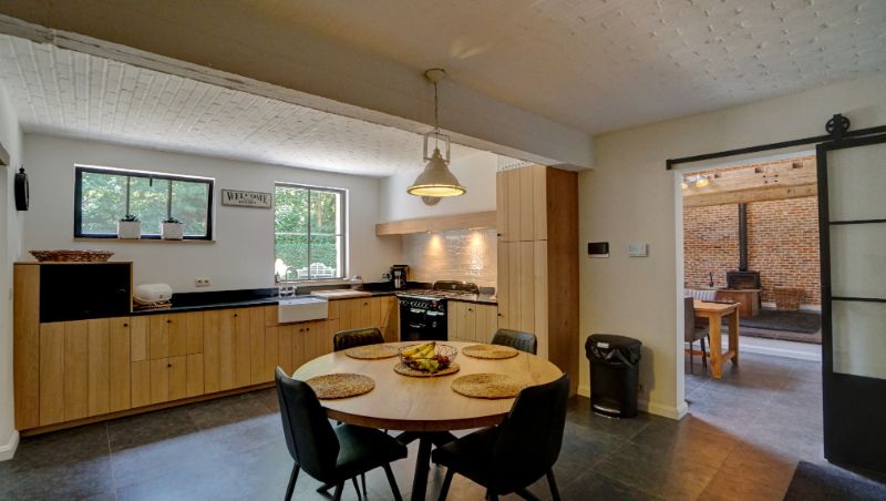 Charmante instapklare gerenoveerde hoeve van 287m² op 11 are foto 8