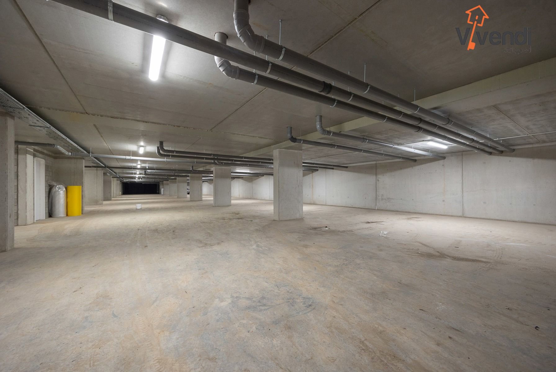 Stijlvol wonen in de schaduw van de St-Michielskerk. foto 17