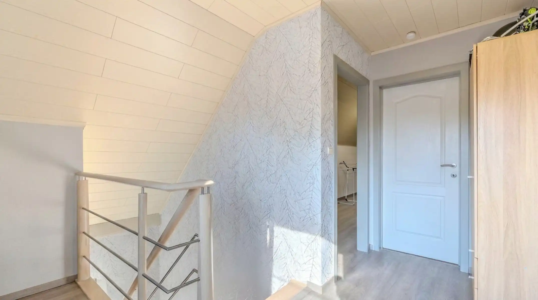 Zeer energiezuinige woning met 5 slpks op ca. 769 m² grond.  foto 16