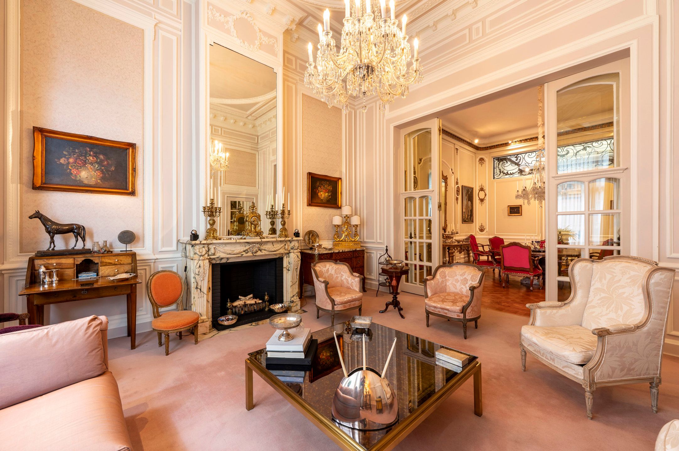 ANTWERPEN - Authentieke meesterwoning met vier garages foto 3