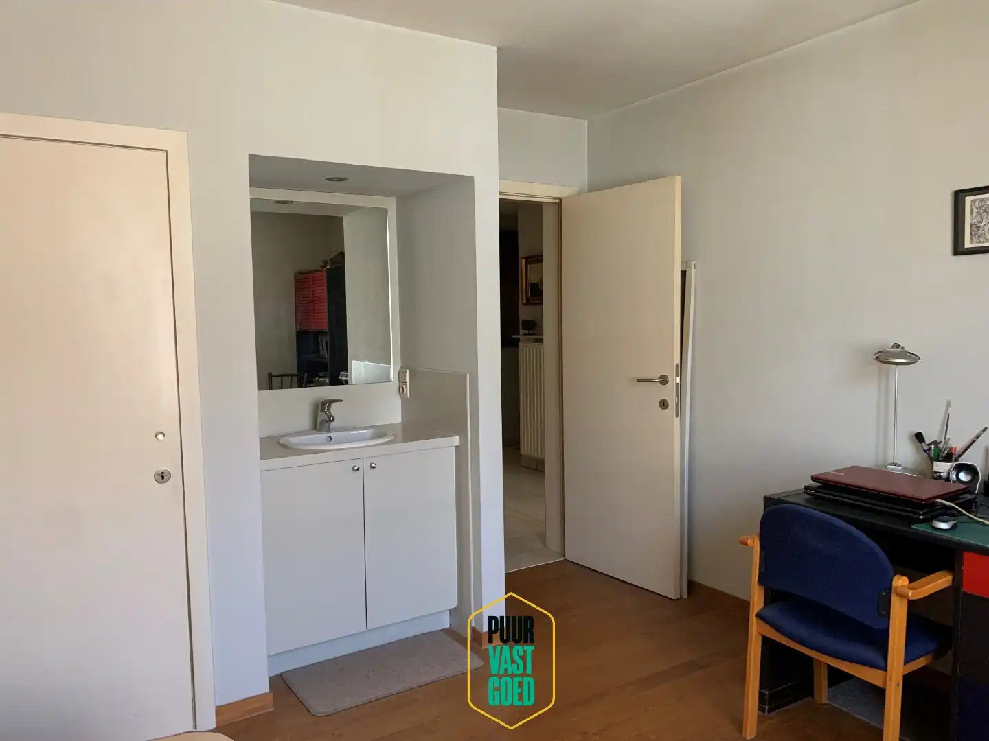 Erg ruim en aangenaam appartement tussen Astridpark en Groene Rei gelegen foto 13
