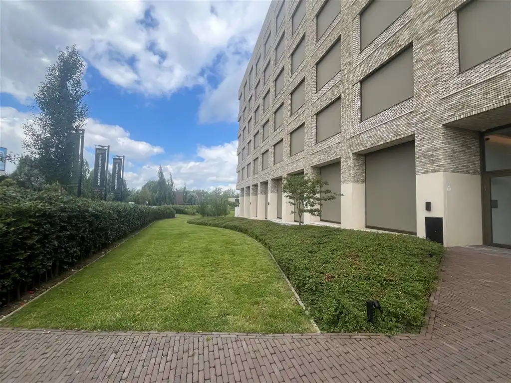 BENELUXPARK KORTRIJK BUSINESS PARK foto 6