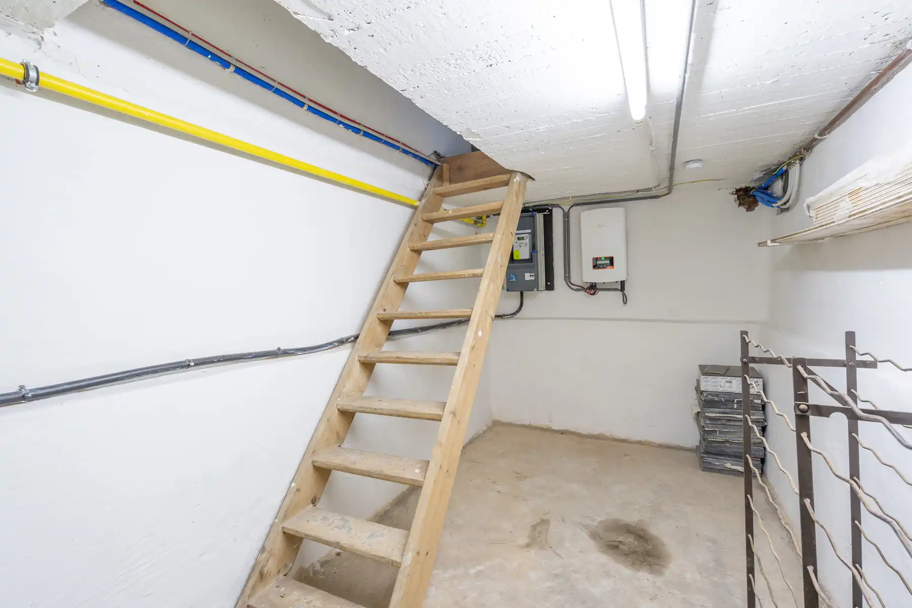 ENERGIEZUINIGE CENTRAAL GELEGEN WONING foto 11