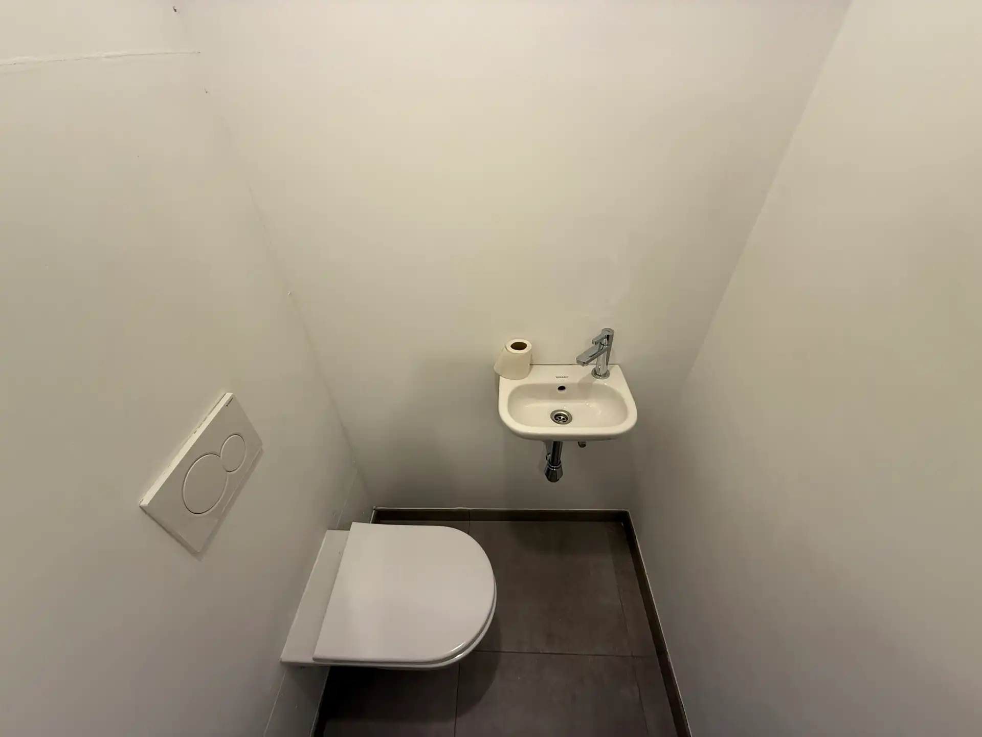 ERPE - MERE - Gerenoveerde rijwoning met tuin. foto 9