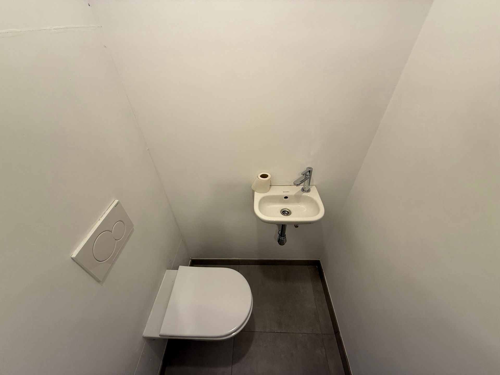 ERPE - MERE - Gerenoveerde rijwoning met tuin. foto 9