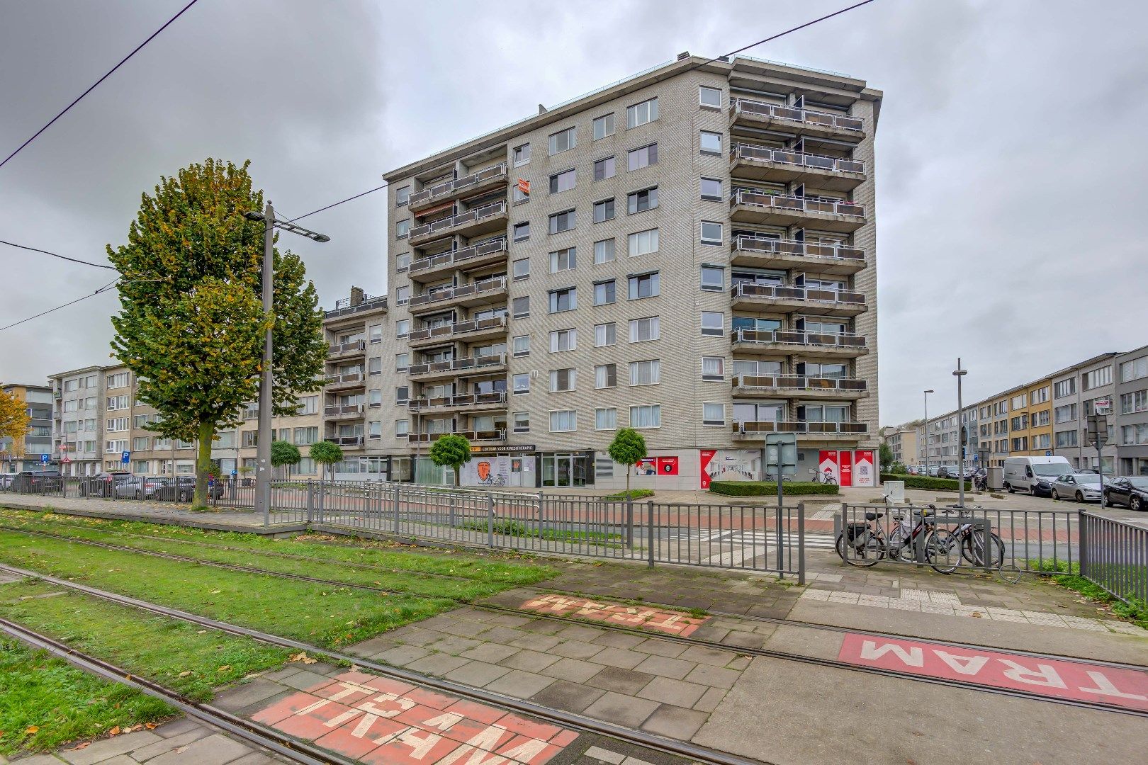 Ruim appartement met terras en 3 slaapkamers  foto 21