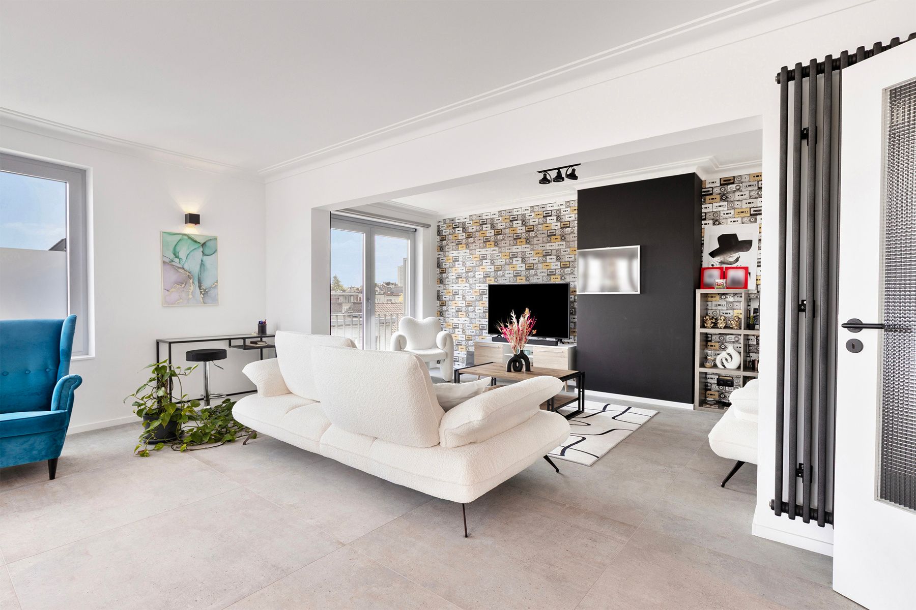 Stijlvol gerenoveerd appartement met 2 slaapkamers & kelder! foto 6