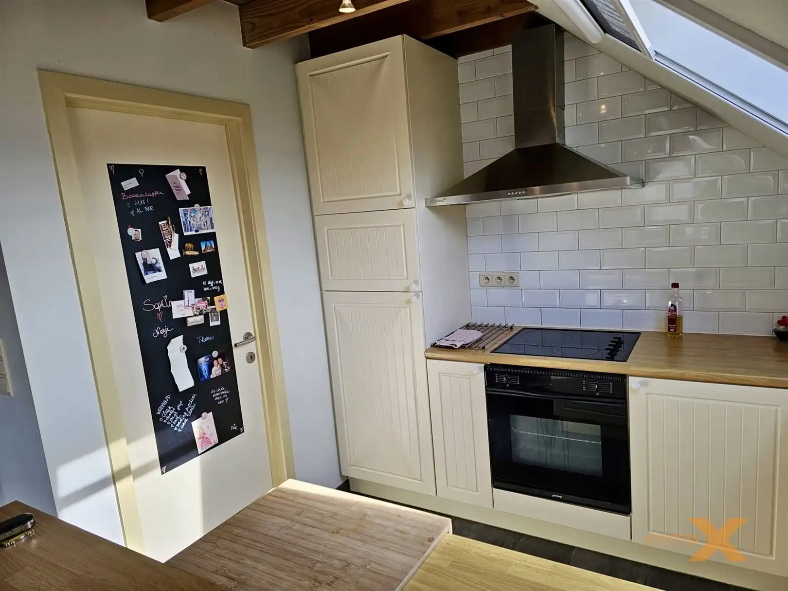 LICHTRIJK APPARTEMENT MET BALKON EN GARAGE foto 13