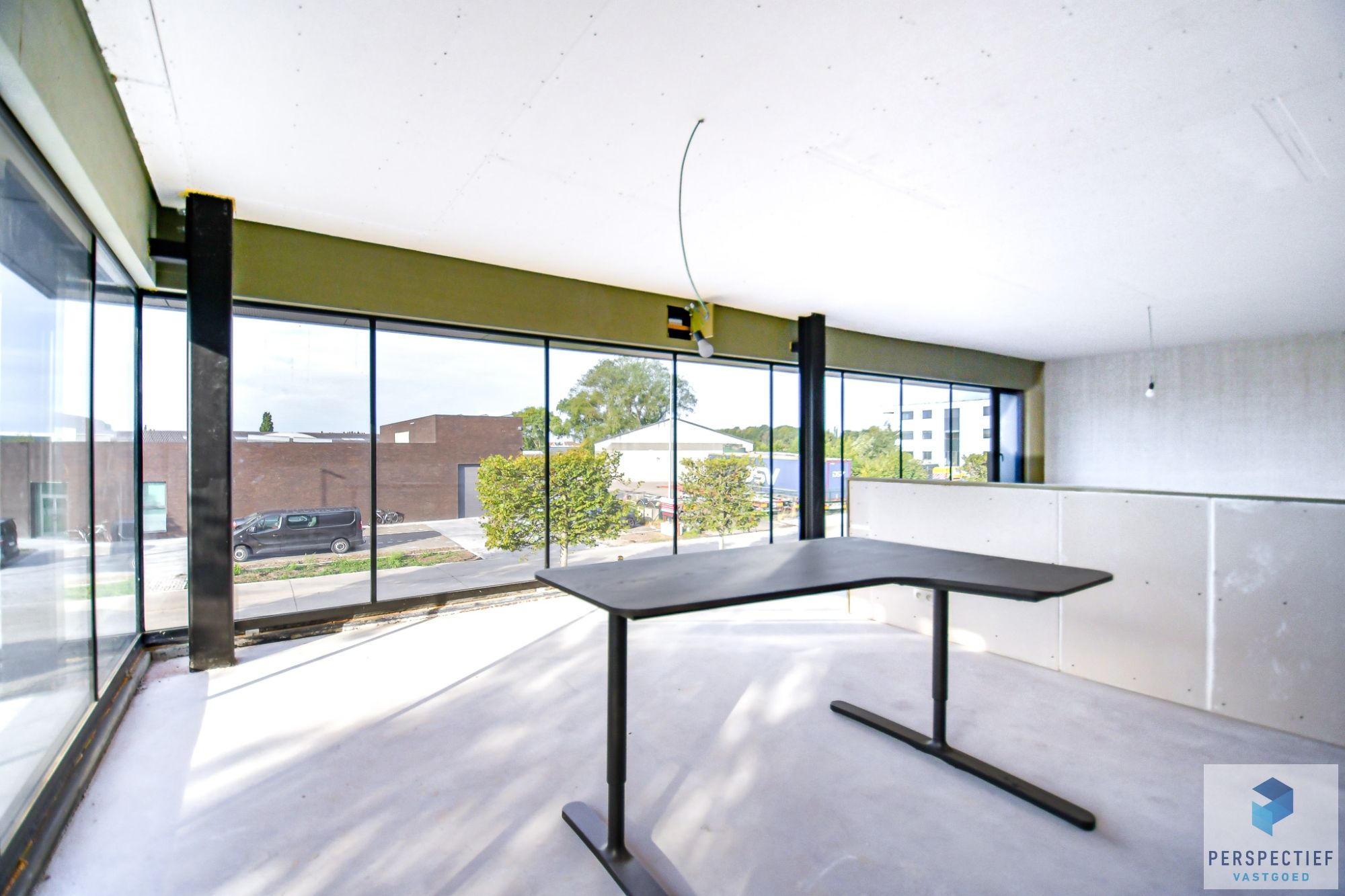 Loods (191 m²) te huur in het industriepark SCHATTING te Zedelgem - UNIT B foto 3
