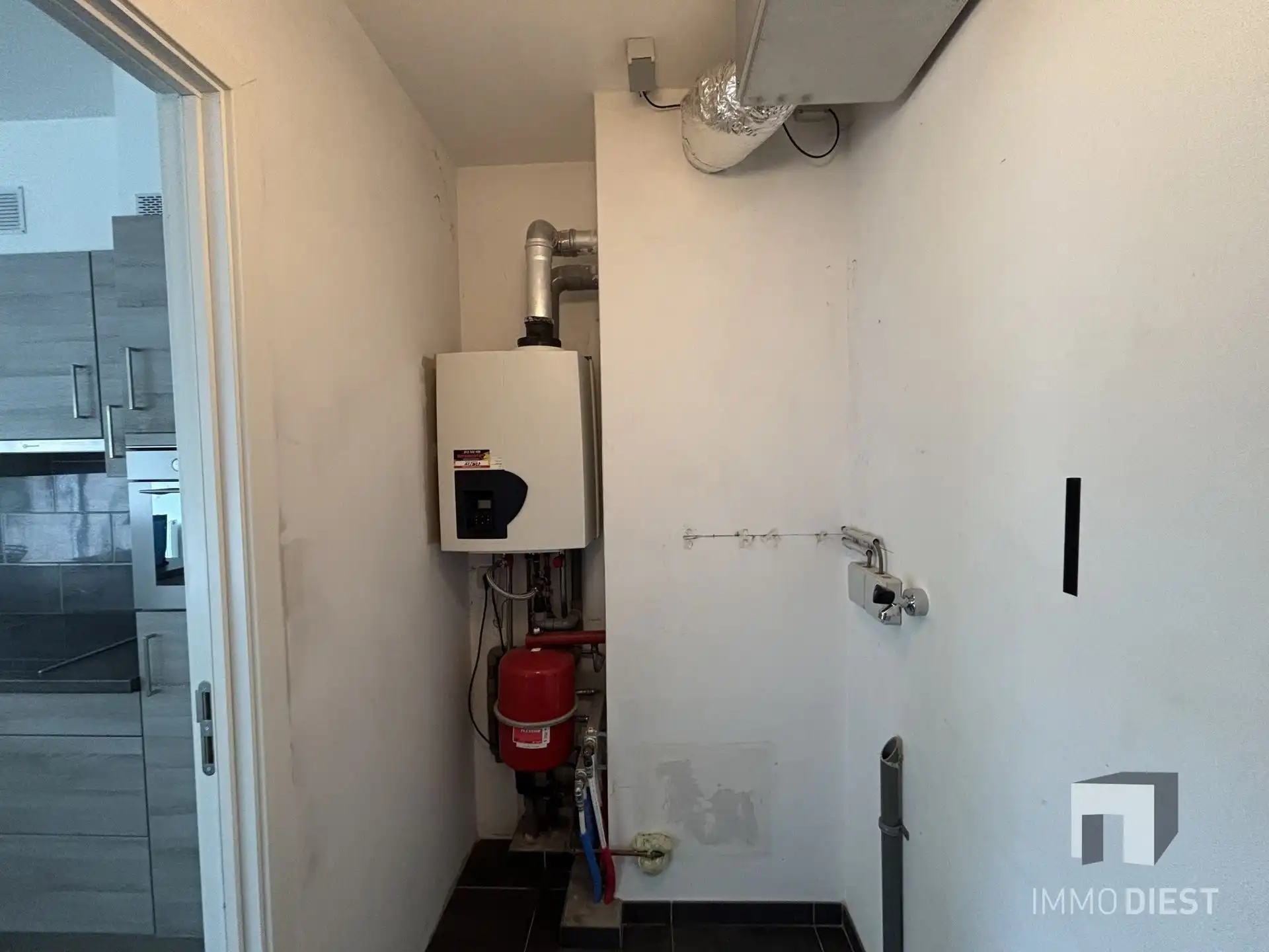 Energiezuinig appartement in centrum met kelder en garagebox foto 13