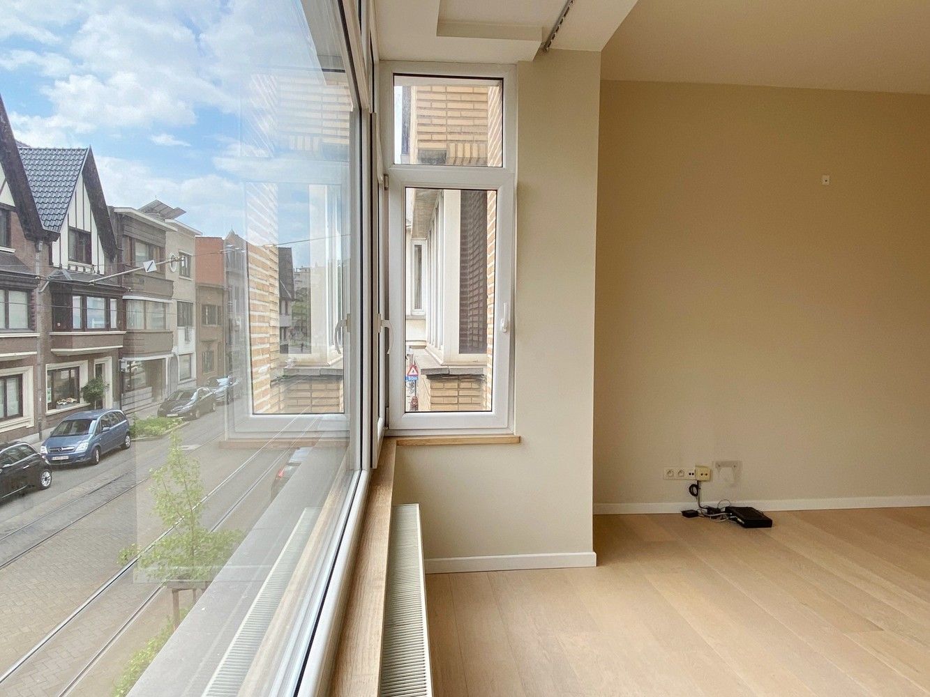 Instapklaar interbellum appartement met 2 slaapkamers en bureau dichtbij het Zuidpark. foto 17