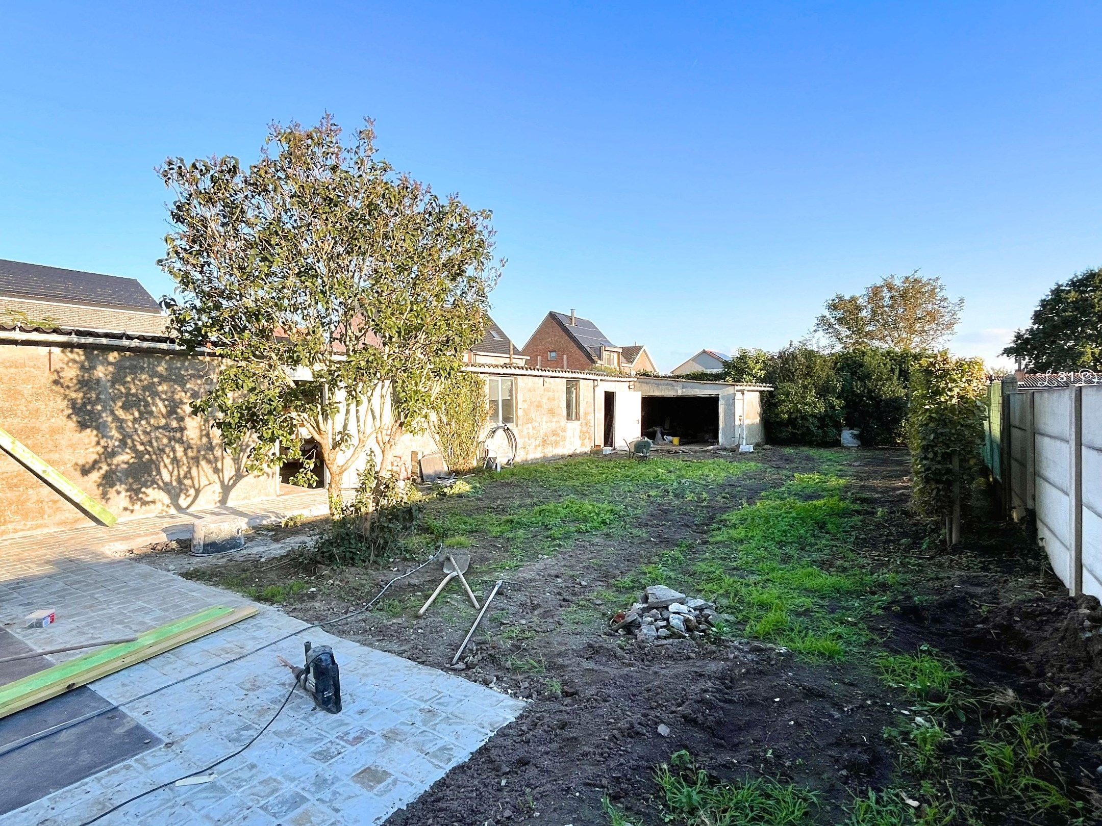 Vrijstaande woning met grote garage en tuin te Zwankendamme foto 12